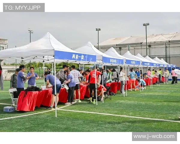 成都飞盘队在极限运动会中以54分稳居积分榜首位展现强大实力